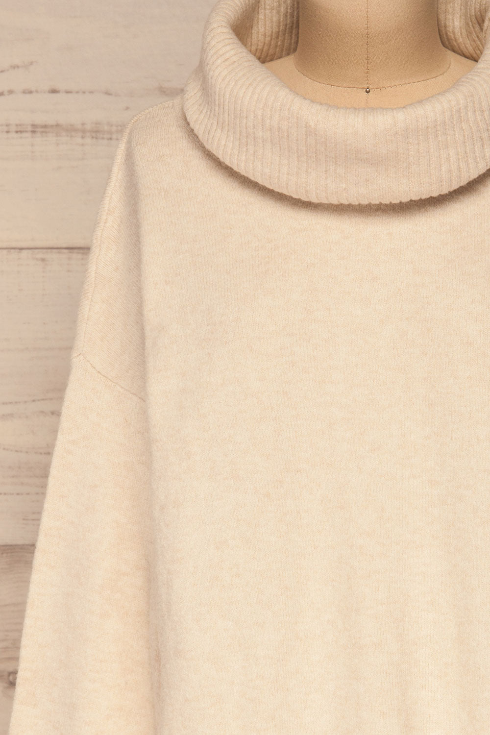 Odolanow White Turtleneck Knit Sweater | La petite garçonne front close-up