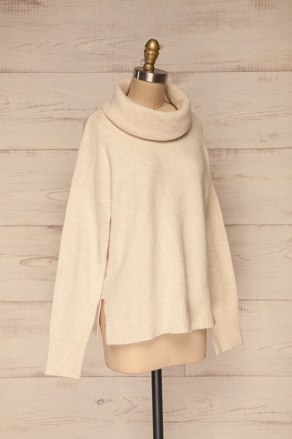 Odolanow White Turtleneck Knit Sweater | La petite garçonne side view 