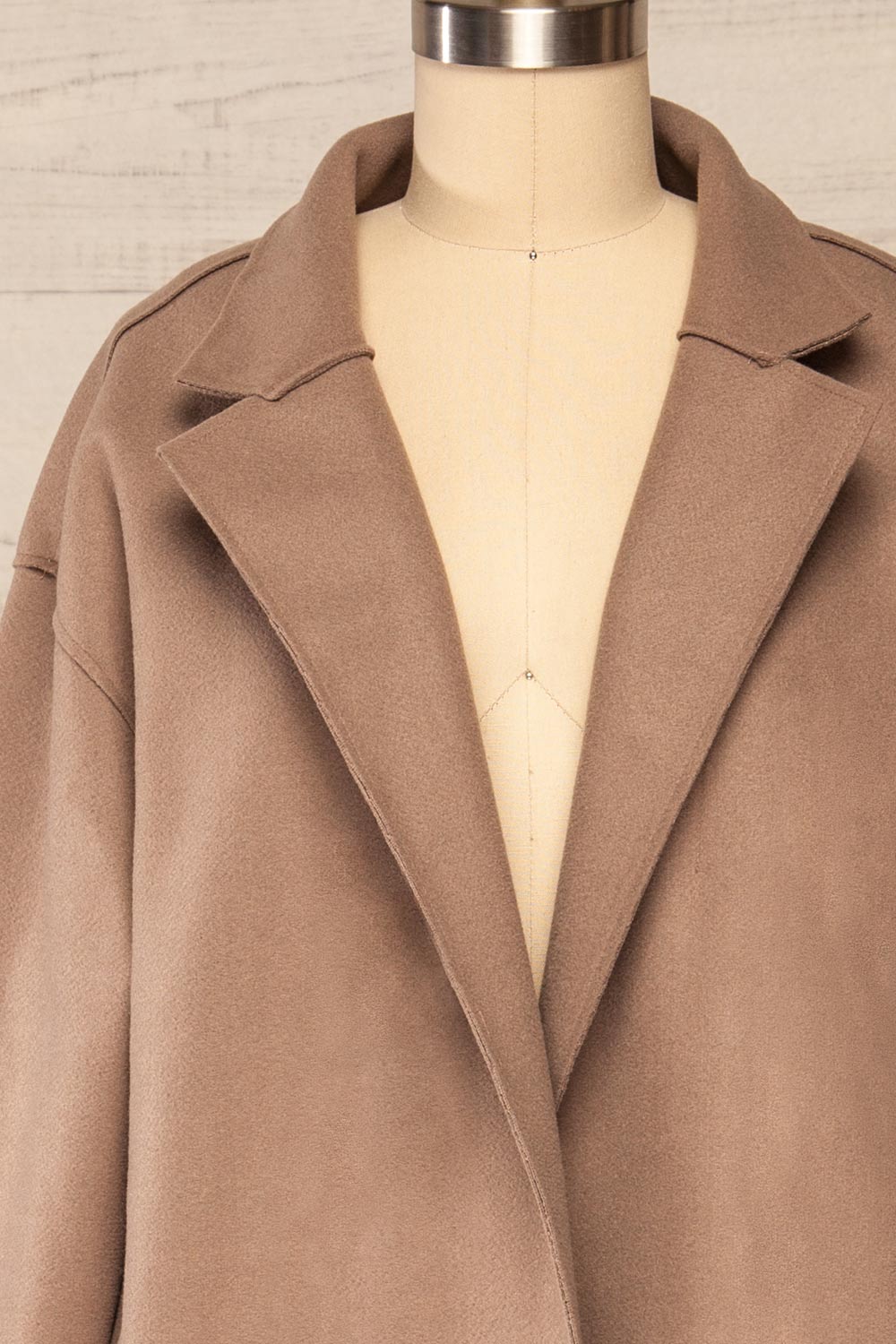 Oia Mocha Open Front Trench Coat | La petite garçonne front close up