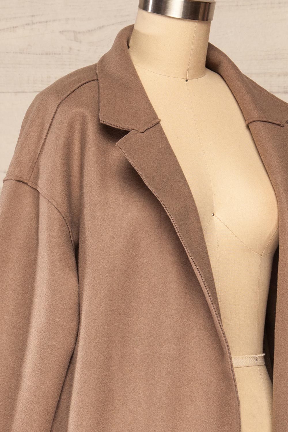 Oia Mocha Open Front Trench Coat | La petite garçonne side close up