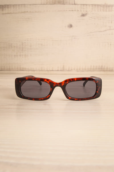 Okh Tortoise Rectangular Frame Sunglasses | La petite garçonne front view