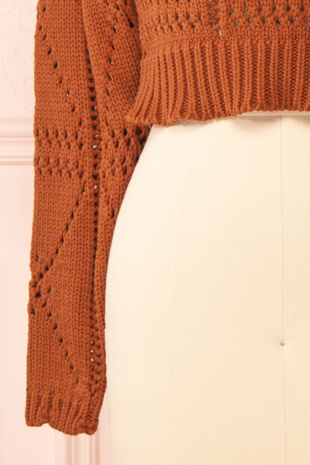 Okoye Rust Cropped Knit Sweater | Boutique 1861 sleeve