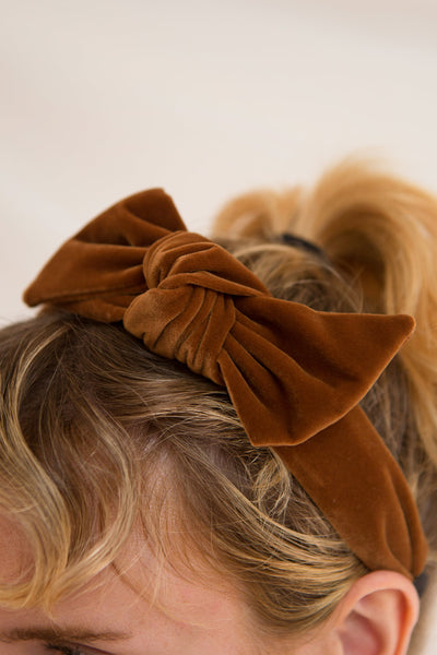 Orgille Brown Velvet Headband w/ Bow | Boutique 1861 model