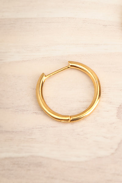 Ositaut Small Minimalist 14k Gold Dipped Hoop Earrings | La petite garçonne close-up