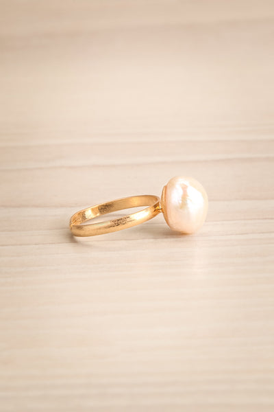 Ottignaga Golden Adjustable Ring with Pearl | La Petite Garçonne 2