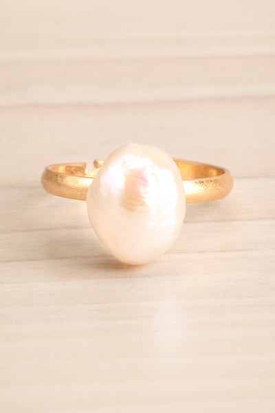 Ottignaga Golden Adjustable Ring with Pearl | La Petite Garçonne 1