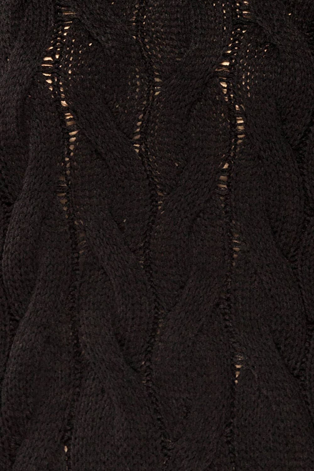 Paide Black Cable Knit Sweater | La petite garçonne fabric 