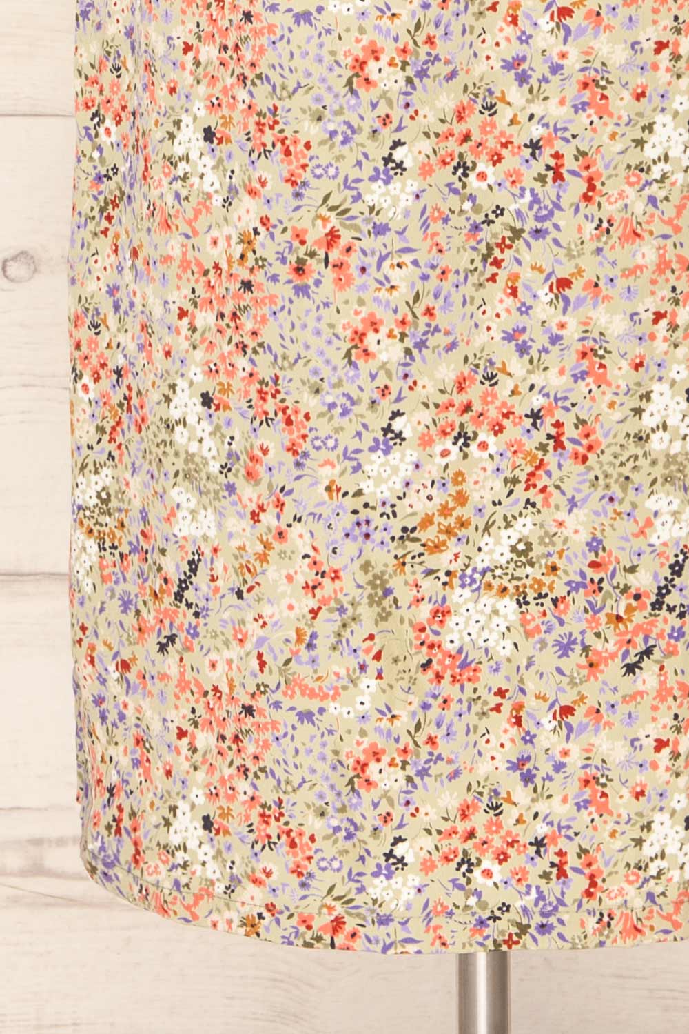 Pajai Floral Print Midi Skirt w/ Elastic Waist | La petite garçonne bottom 