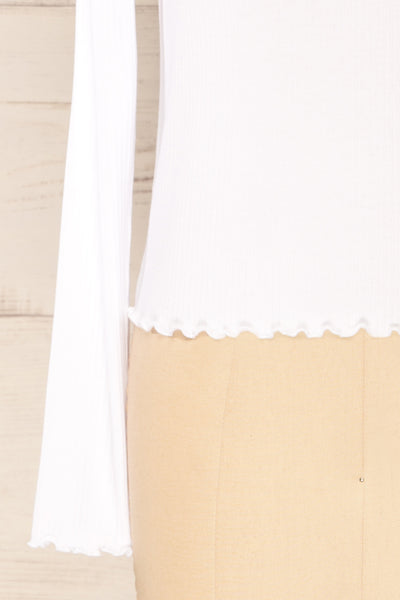 Palencia White Ribbed Long Sleeve Top w/ Frills| La petite garçonne sleeve