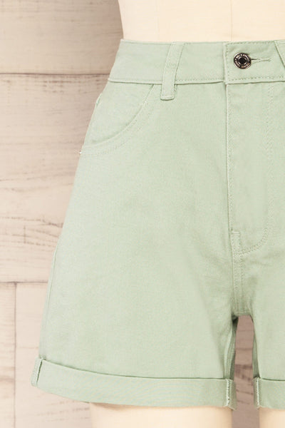 Park Green High-Waisted Denim Shorts | La petite garçonne front close-up