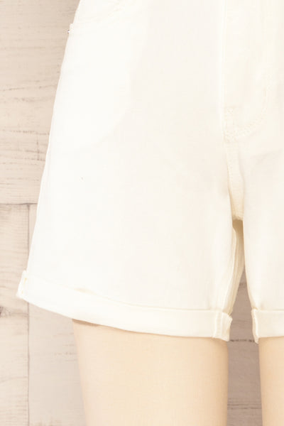 Park Ivory High-Waisted Denim Shorts | La petite garçonne bottom