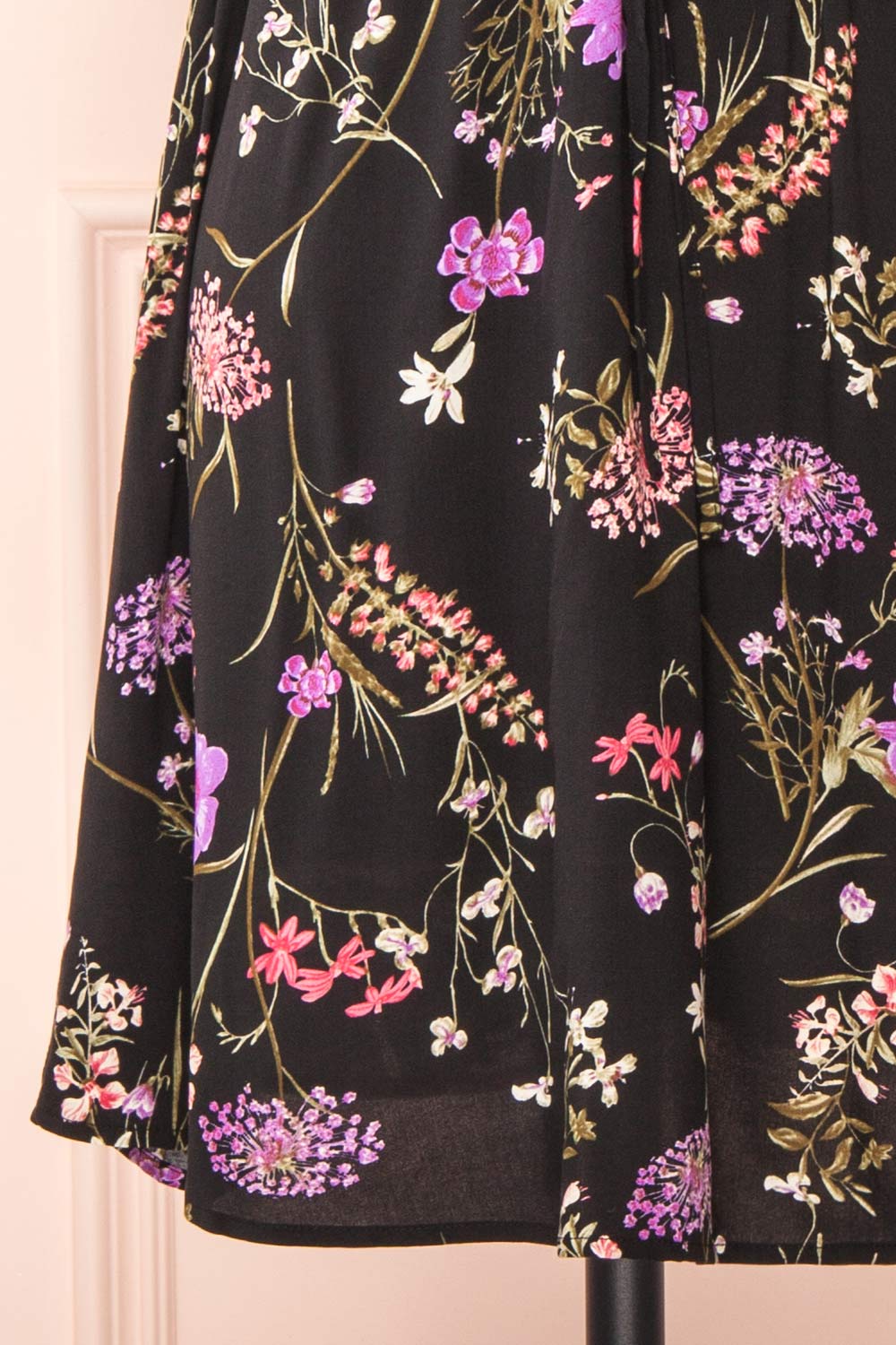 Piana Pink Short Floral Dress | Boutique 1861 details