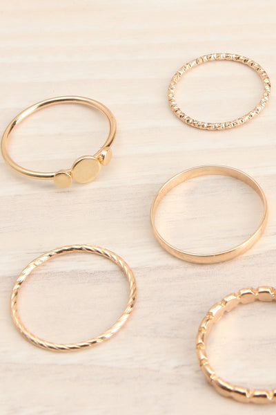 Piltene Gold Set of 10 Assorted Rings | La petite garçonne details