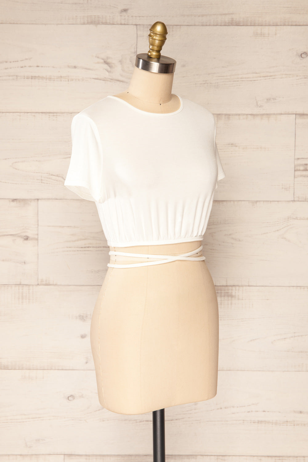 Pisz White Short Sleeve Drawstring Crop Top | La petite garçonne side view