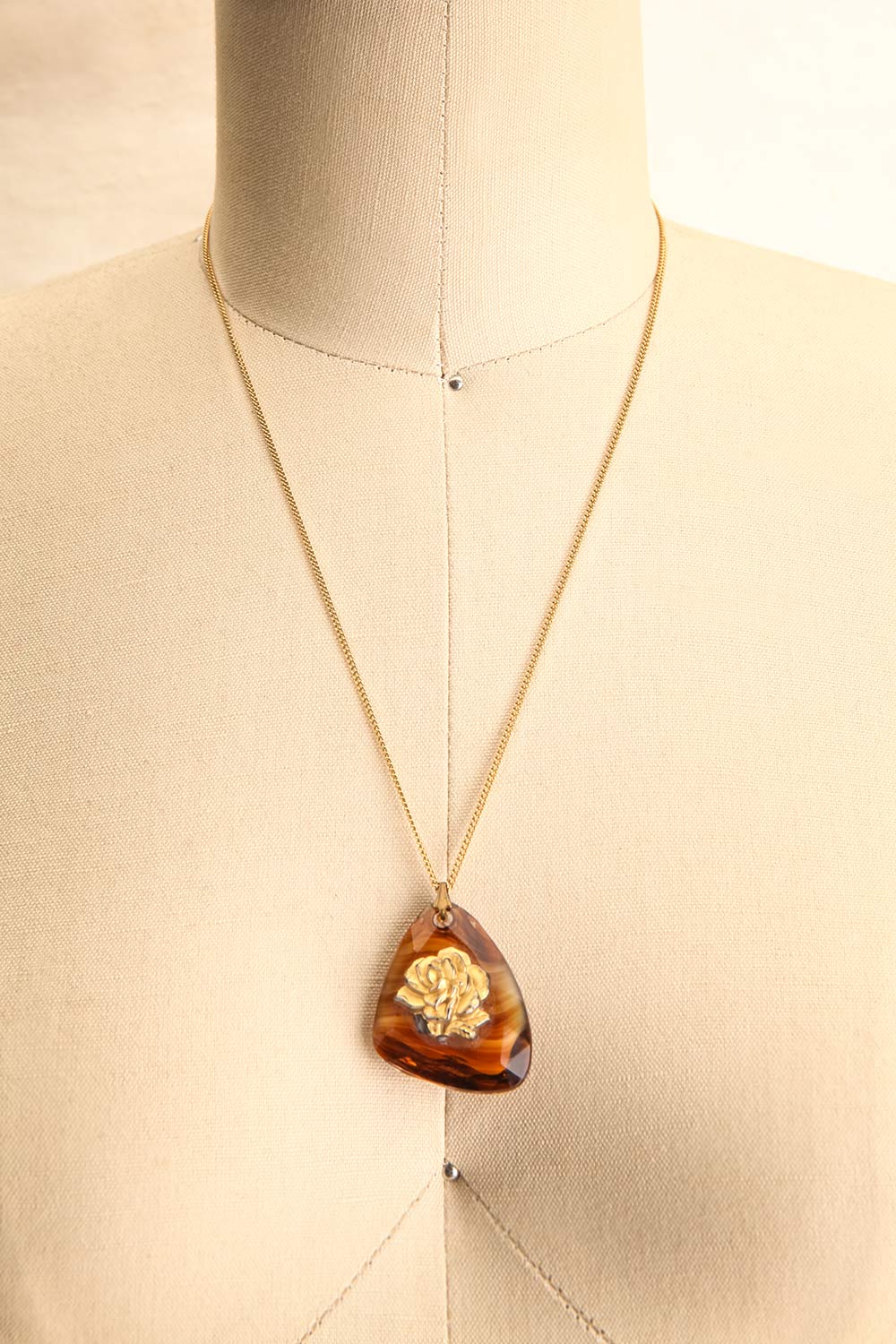 Pomellina Fregoso ~ Vintage Gold Pendant Necklace | Boudoir 1861