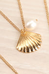 Praeesse Golden Sea Shell Pendant Necklace | La Petite Garçonne 5