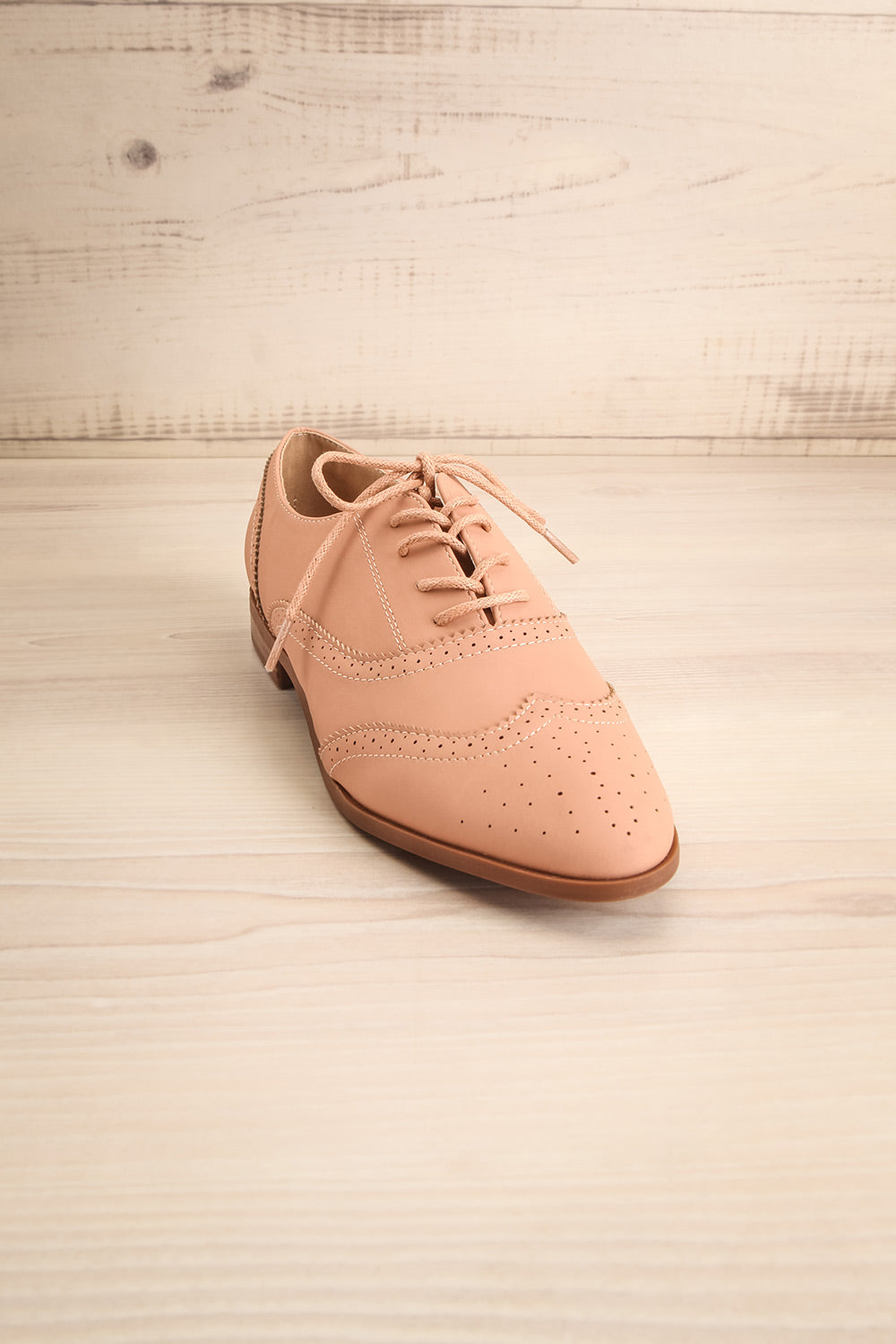 Prevot Quartz Pink Lace-Up Brogue Shoes | La Petite Garçonne 4