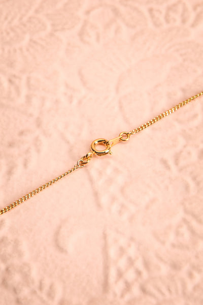 Princess Margaret Cameo Gold Pendant Necklace | Boutique 1861 closure
