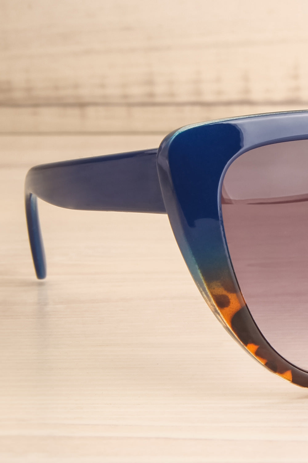 Procul Bleu Large Blue Cat-Eye Sunglasses side close-up | La Petite Garçonne