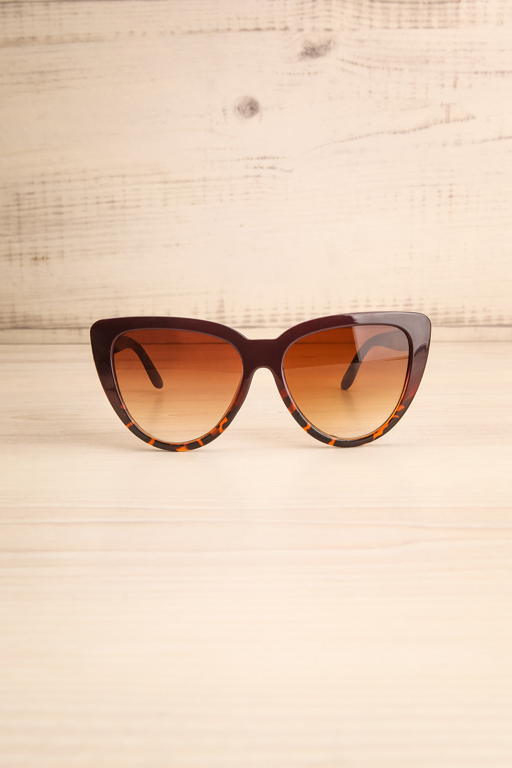 Procul Brun Large Brown Cat-Eye Sunglasses | La Petite Garçonne