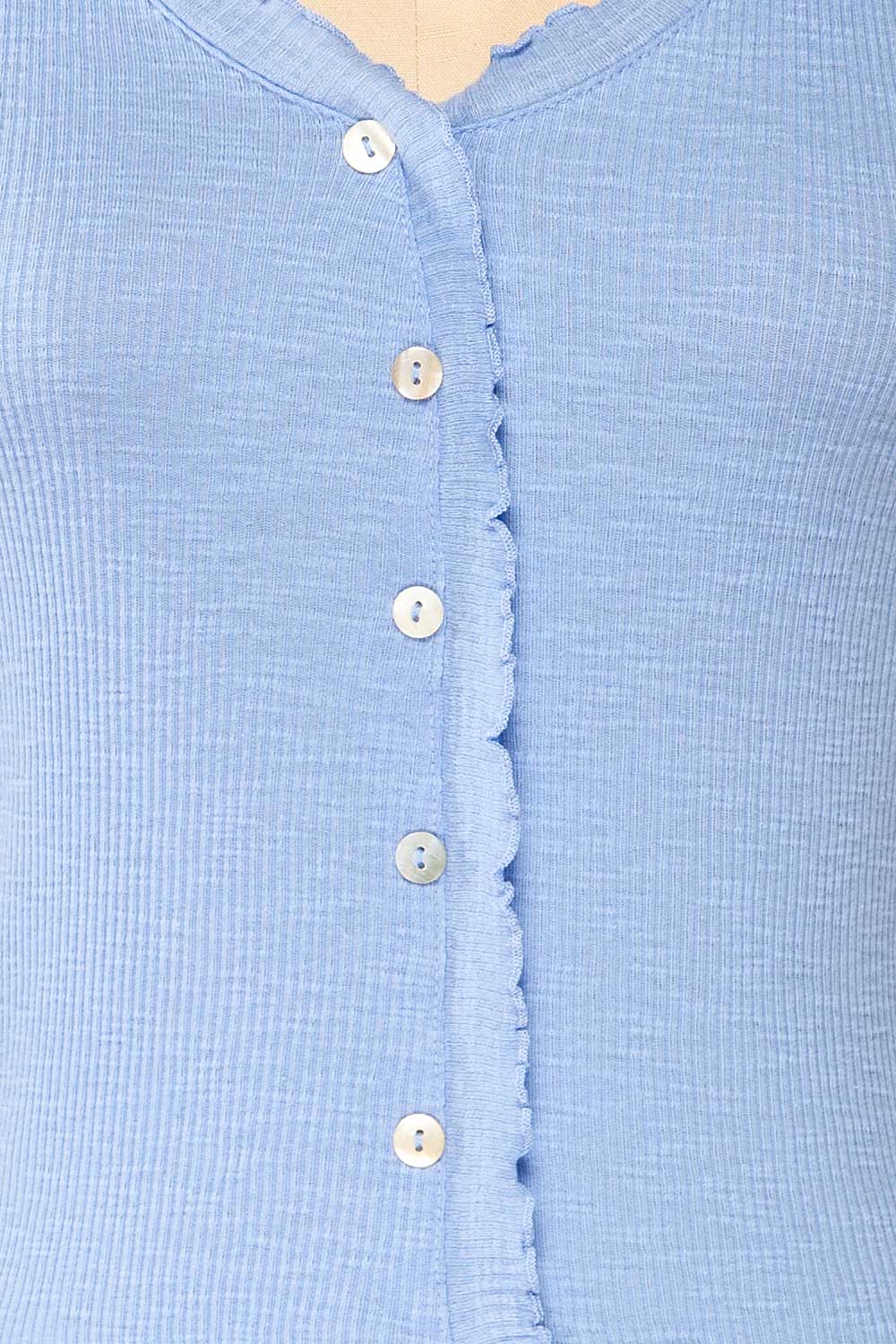 Pronoia Blue Ribbed Crop Top w/ Short Sleeves | La petite garçonne details