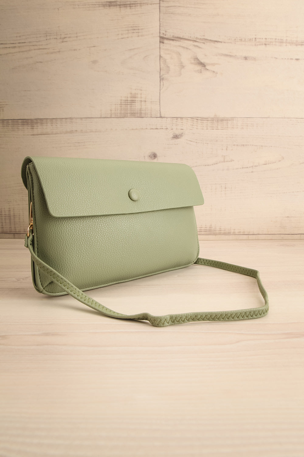 Puppis Green Textured Faux-Leather Handbag | La petite garçonne side view