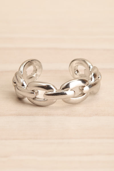 Quadran Silver Sterling Silver Ring | La petite garçonne flat close-up