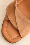 Quanto Caramel Cross-Band Heeled Sandals | La petite garçonne flat close-up
