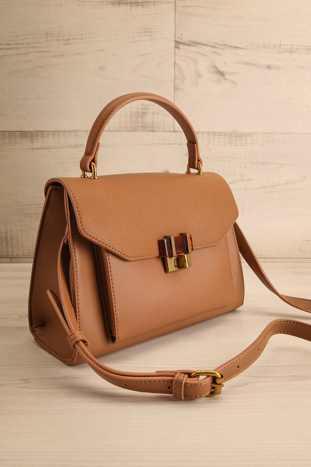 Questio Caramel Top Handle Crossbody Handbag | La petite garçonne side view