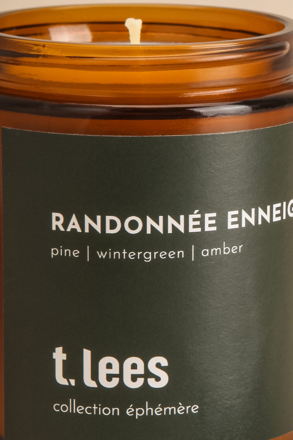 Randonnée Enneigée Candle | Maison garçonne close-u