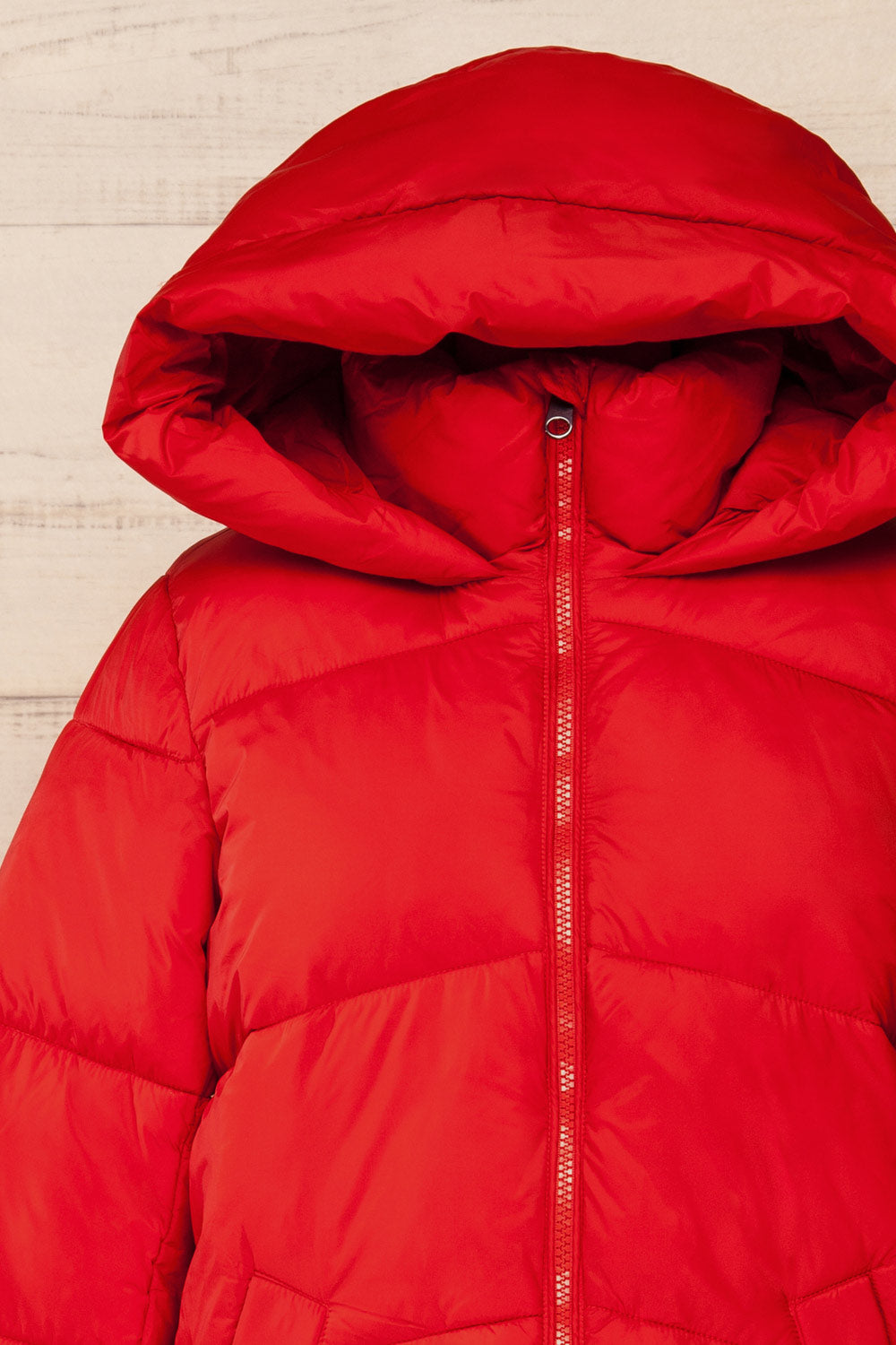 Rasdale Red Short Puffer Coat | La petite garçonne front close up hood