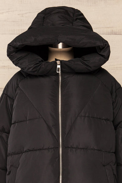 Reda Black Short Puffer Jacket | La petite garçonne front hood