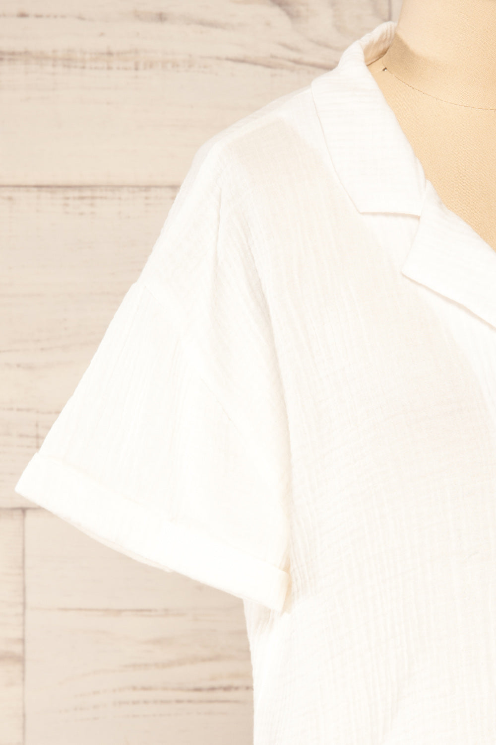 Riga Ivory Cropped Button-Up Blouse | La petite garçonne side close-up