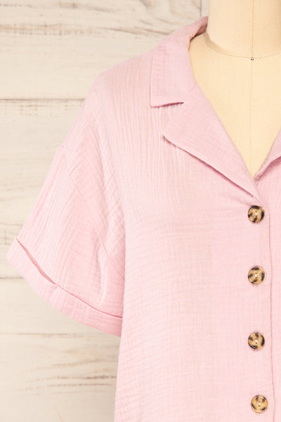 Riga Pink Cropped Button-Up Blouse | La petite garçonne front close-up