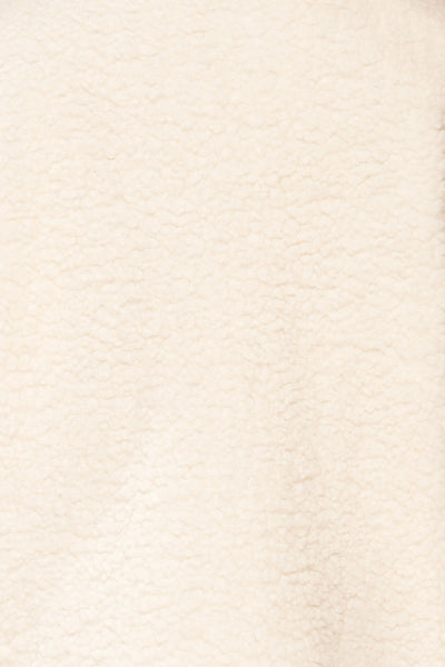 Roquetas Ivory Fleece Jacket | La petite garçonne texture