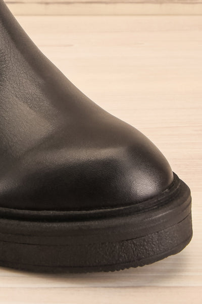 Rurrena Black Chelsea Leather Boots | La petite garçonne front close-up