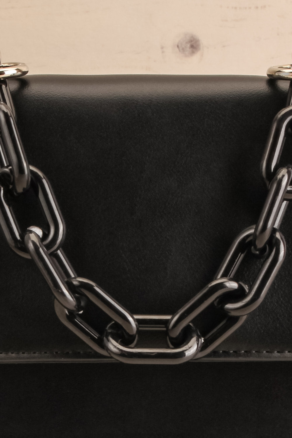 Rutaro Black Handbag w/ Removable Strap | La petite garçonne close-up