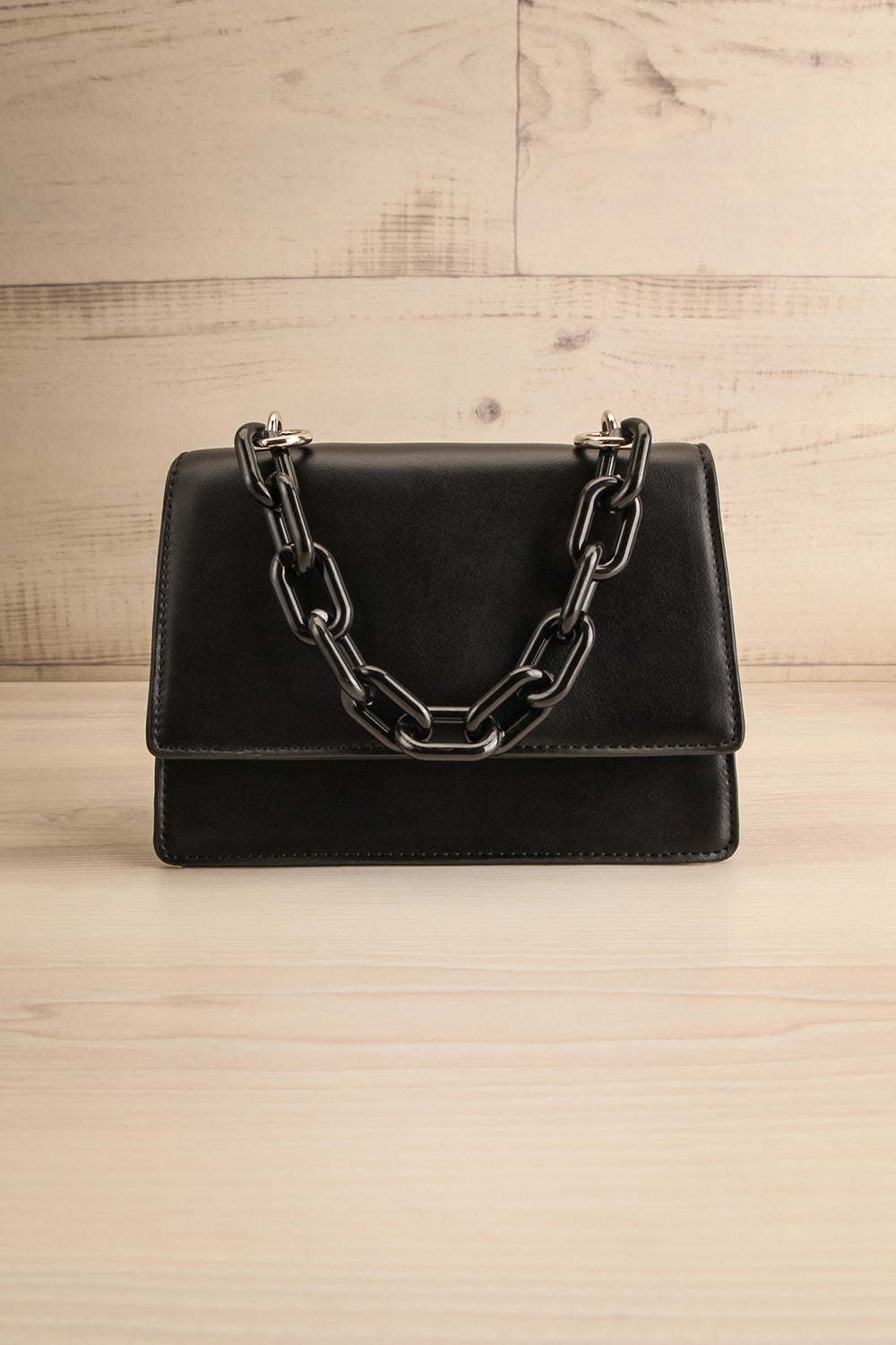 Rutaro Black Handbag w/ Removable Strap | La petite garçonne