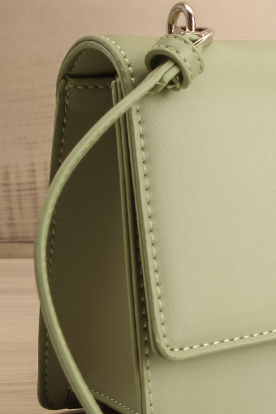 Rutaro Green Handbag w/ Removable Strap | La petite garçonne side close-up