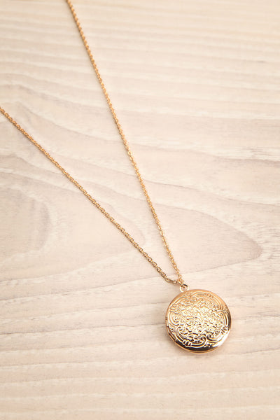 Ruttya Golden Circular Locket Pendant Necklace | La Petite Garçonne