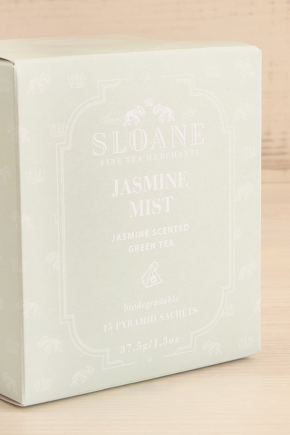 Sachets Jasmine Mist Green Tea Bags | La petite garçonne box close-up