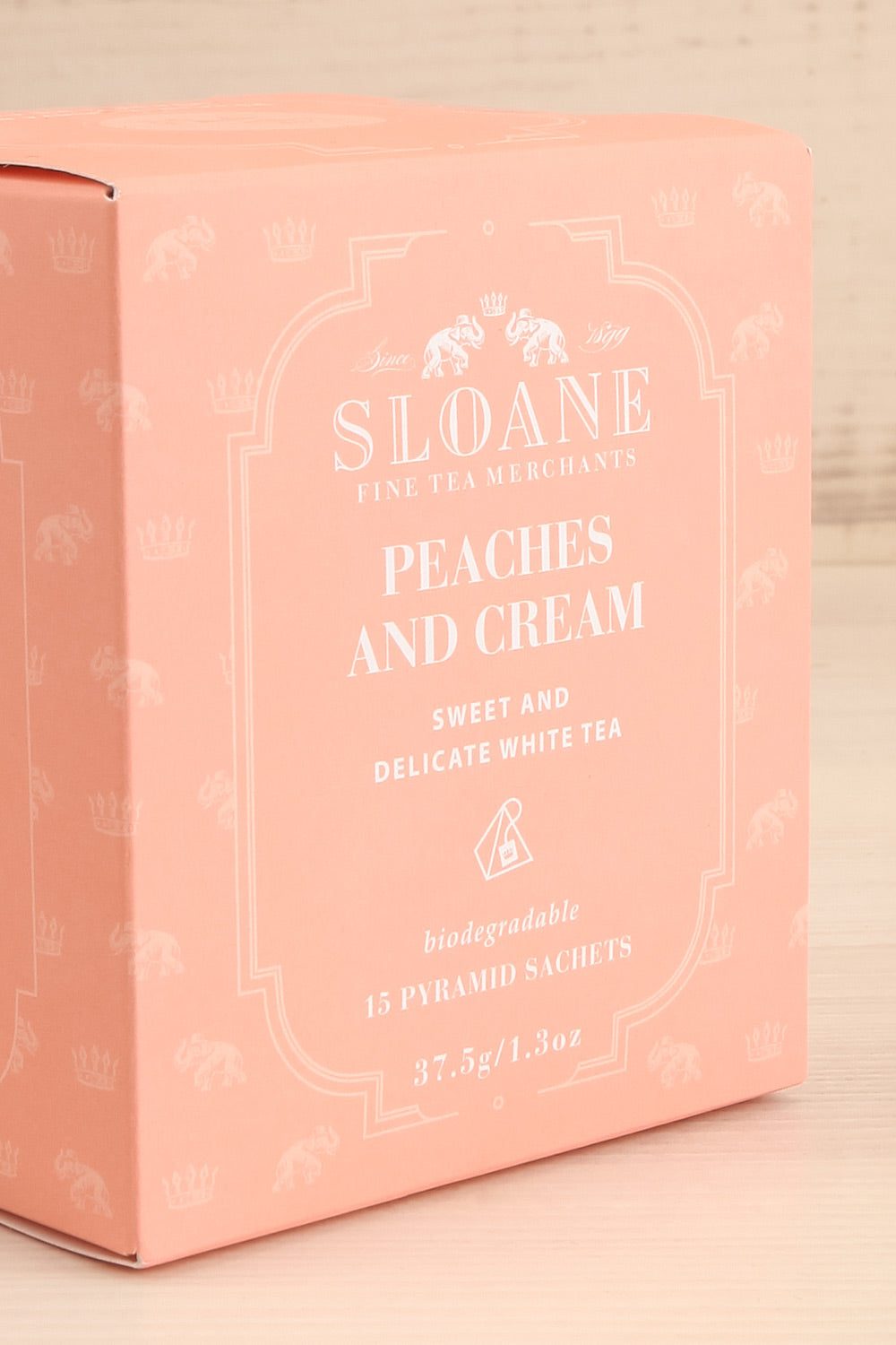 Sachets Peaches & Cream Tea Bags | La petite garçonne box close-up