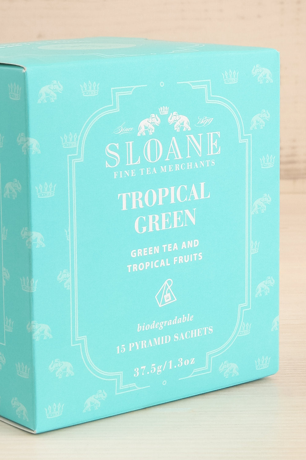 Sachets Tropical Green Tea Bags | La petite garçonne box close-up