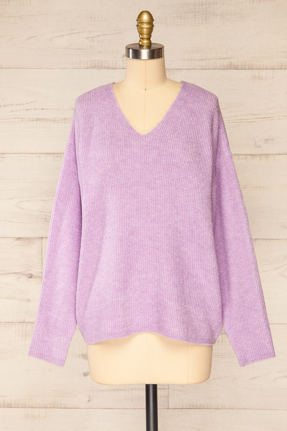 Lilac V-Neck Easy Back Seam Sweater – Amor Lafayette
