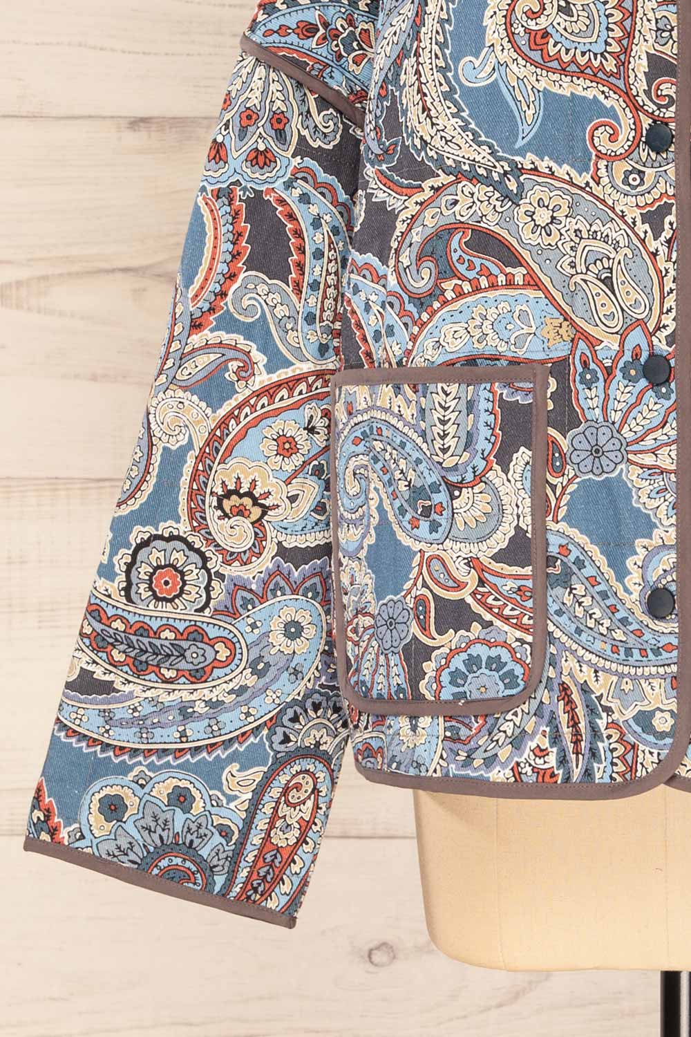 Santa Cruz Blue Quilted Paisley Denim Jacket | La petite garçonne sleeve