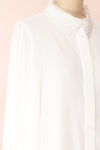Saponaria White Long Sleeve Lace Collar Blouse | Boutique 1861 side close-up