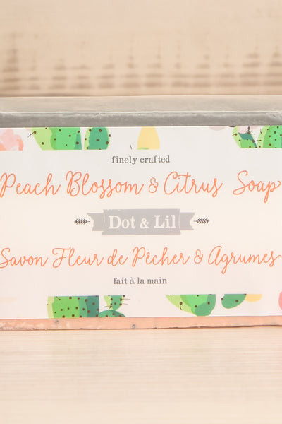 Savon Fleur de Pêcher et Agrumes Peach Blossom Citrus Soap | La petite… logo close-up