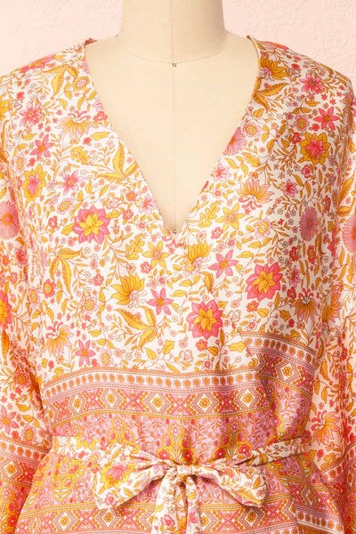 Serenite Pink Paisley Pattern Short Kimono | Boutique 1861  front close-up