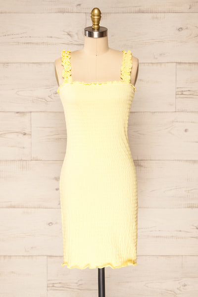 Serpa Yellow Fitted Ruched Dress with Ruffles | La petite garçonne front view