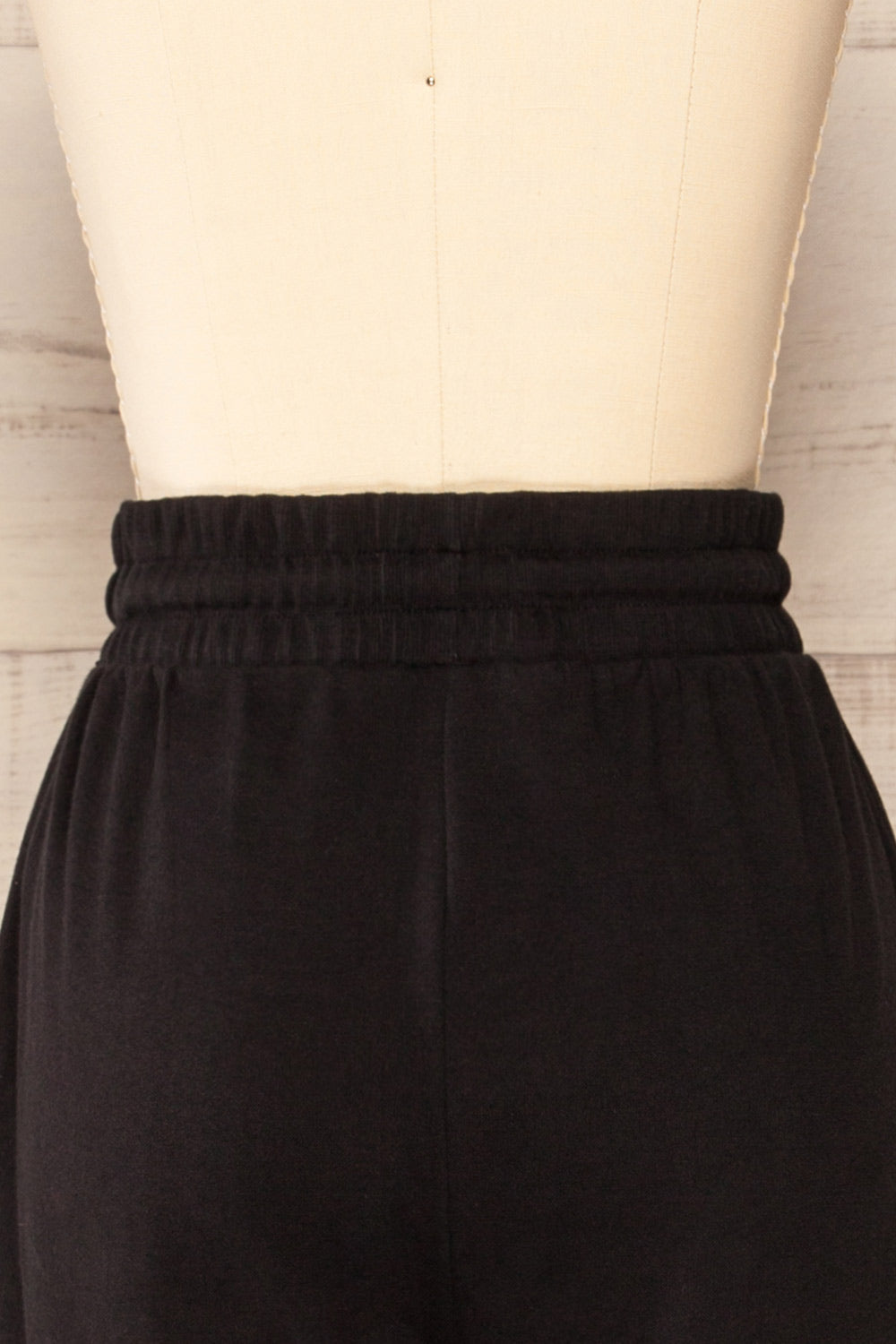 Set Brie Black Sweater and Lounge Pants | La petite garçonne back close-up
